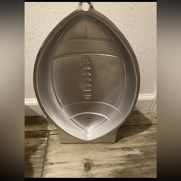Vintage 1990 Wilton Football Cake Pan RARE - Picture 5 of 6